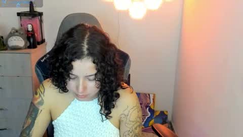 Snapshot of aqua_emilly chatting on October 3, 12:07 am aqua emilly online show from October 3, 12:07 am