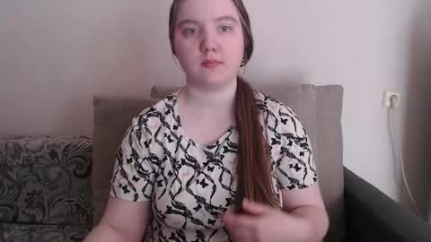 Snapshot of aquanarmin chatting on May 4, 2:18 am Josefin online show from May 4, 2:18 am