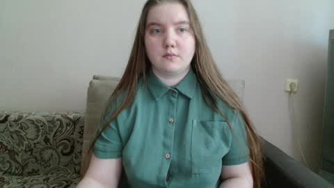 Snapshot of aquanarmin chatting on June 6, 5:23 am Josefin online show from June 6, 5:23 am