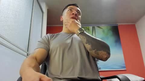 Jonathan online show from March 4, 6:14 pm