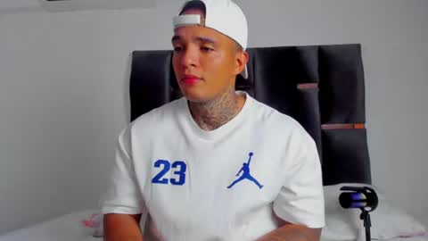 AquilesElpapi online show from June 21, 6:10 pm