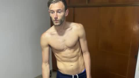 Snapshot of aquilesmade chatting on December 3, 2:49 pm Aquilesmade online show from December 3, 2:49 pm