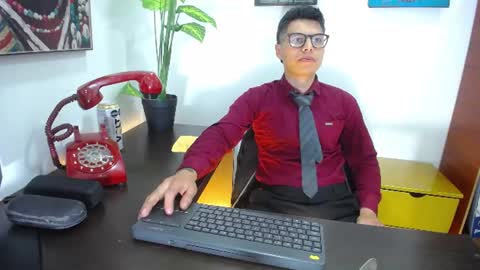 Snapshot of aquilestaylor chatting on July 12, 12:51 pm aquilestaylor online show from July 12, 12:51 pm