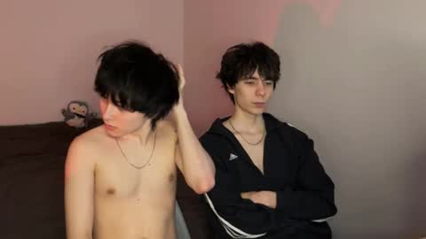 zik and kris online show from February 18, 5:20 pm