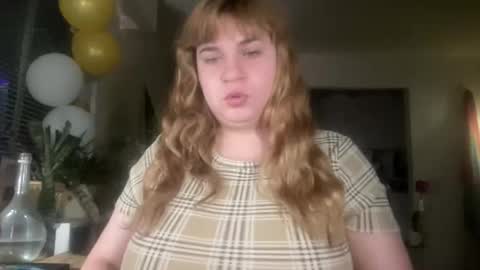 BustyPrincessLeila online show from March 4, 6:52 am