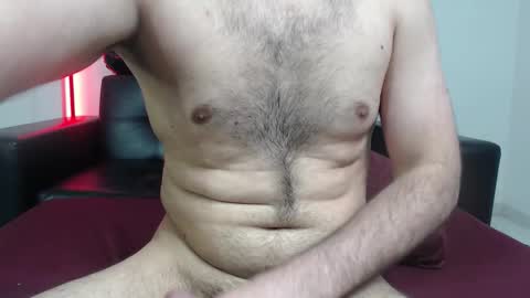 Snapshot of araboys chatting on October 5, 7:28 am Youssef Alkhoury online show from October 5, 7:28 am