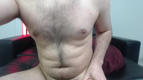 Snapshot of araboys chatting on October 22, 8:47 am Youssef Alkhoury online show from October 22, 8:47 am