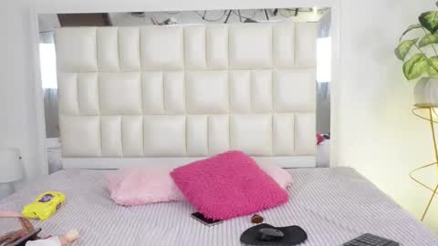   online show from March 5, 4:45 am