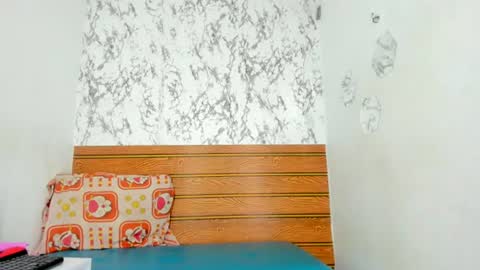 aratnzacute online show from June 23, 1:42 pm