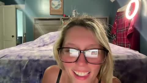 aray218 online show from July 7, 9:19 pm