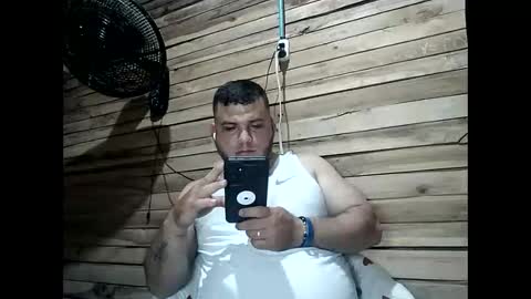 Snapshot of arcanguel_05 chatting on May 12, 4:09 am arcanguel 05 online show from May 12, 4:09 am