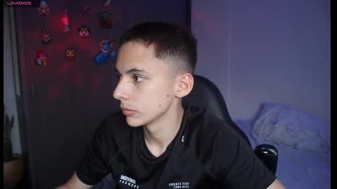 Snapshot of archi_love chatting on February 2, 12:02 pm ARCHIBALDO online show from February 2, 12:02 pm