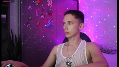 Snapshot of archi_love chatting on February 6, 6:18 am ARCHIBALDO online show from February 6, 6:18 am