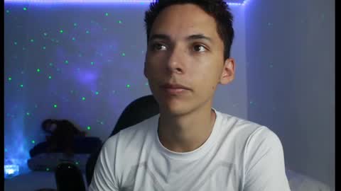 Snapshot of archi_love chatting on March 8, 3:39 am ARCHIBALDO online show from March 8, 3:39 am