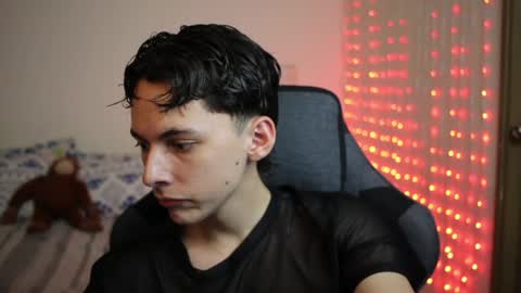 ARCHIBALDO online show from April 5, 7:16 am