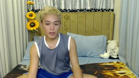 Snapshot of archie_moreno chatting on June 22, 6:38 pm ARCHIE online show from June 22, 6:38 pm