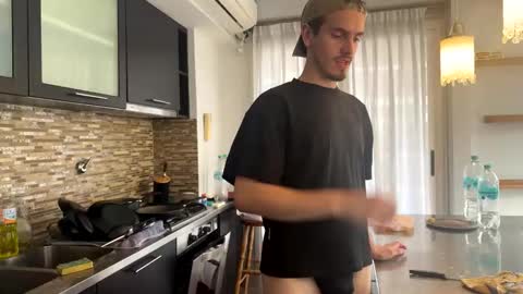 Snapshot of archievirt chatting on November 8, 8:51 pm Archie online show from November 8, 8:51 pm