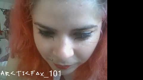 Snapshot of arcticfox_101 chatting on July 10, 7:34 am Daisy online show from July 10, 7:34 am