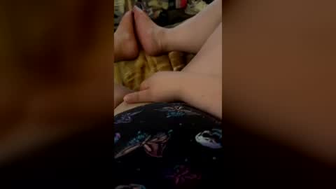 Snapshot of arele365342 chatting on July 7, 11:31 pm arele365342 online show from July 7, 11:31 pm