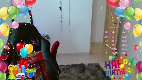 Snapshot of ares_blue chatting on December 28, 2:42 pm ares blue online show from December 28, 2:42 pm