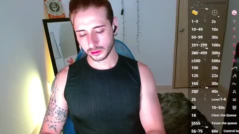 Snapshot of ares_blue chatting on February 6, 11:10 am ares blue online show from February 6, 11:10 am