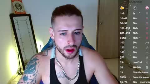 Snapshot of ares_blue chatting on February 13, 11:17 am ares blue online show from February 13, 11:17 am