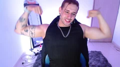 Snapshot of ares_blue chatting on March 3, 11:11 am ares blue online show from March 3, 11:11 am