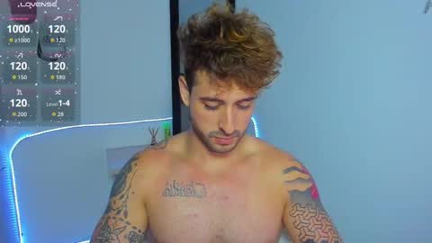 Snapshot of ares_blue chatting on September 27, 12:21 pm ares blue online show from September 27, 12:21 pm