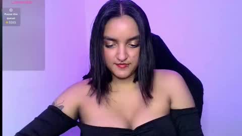 Bella online show from November 19, 8:53 pm