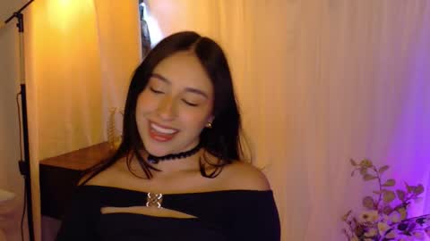 Ari online show from November 14, 3:33 pm