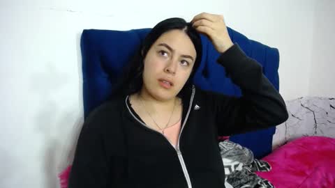 Snapshot of ari_coohachelaa chatting on October 4, 9:46 pm ARIANNA  online show from October 4, 9:46 pm