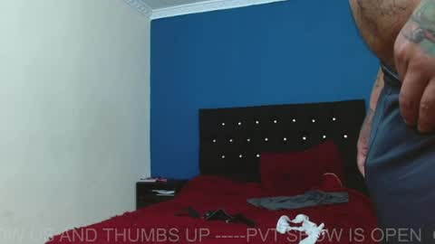 Snapshot of aria_and_nick chatting on April 20, 4:10 pm ARIA AND. NICK online show from April 20, 4:10 pm