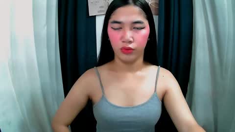 Snapshot of aria_fucks chatting on May 11, 12:38 am ARIA online show from May 11, 12:38 am