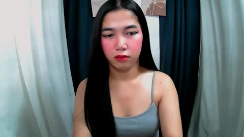 Snapshot of aria_fucks chatting on May 23, 1:11 am ARIA online show from May 23, 1:11 am