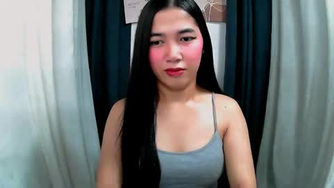 Snapshot of aria_fucks chatting on May 26, 12:39 am ARIA online show from May 26, 12:39 am