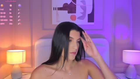 Snapshot of aria_greco chatting on July 9, 2:37 am Aria online show from July 9, 2:37 am