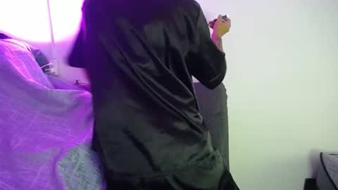  777 online show from April 30, 3:07 pm