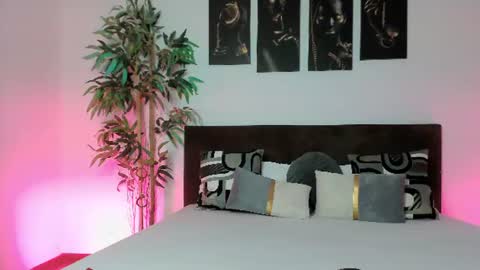 aria lush online show from June 8, 5:02 pm