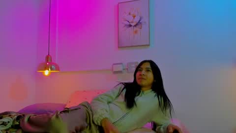 aria_millers1 online show from April 20, 11:02 am