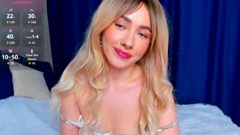 Snapshot of aria_montclair chatting on May 1, 2:21 pm aria_montclair online show from May 1, 2:21 pm