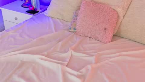 Snapshot of aria_peach_ chatting on July 31, 9:58 pm ARIA PEACH online show from July 31, 9:58 pm