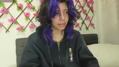 aria_silk online show from April 3, 1:58 am