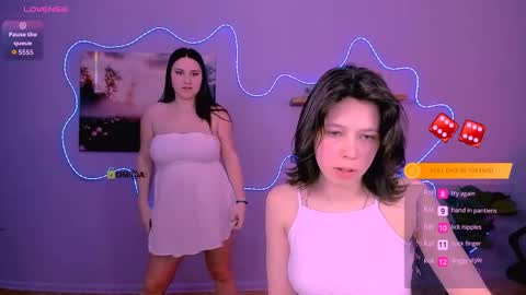 aria_wild_ online show from April 9, 6:24 pm