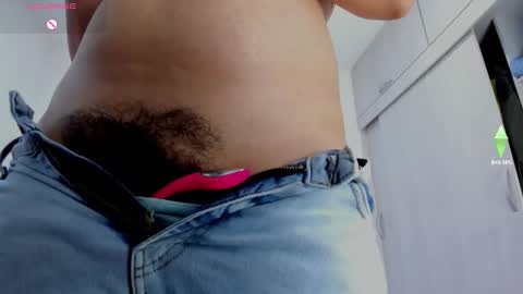 Snapshot of ariacoral chatting on May 1, 2:21 pm ariacoral online show from May 1, 2:21 pm