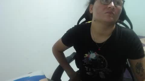 ...Ariana... online show from March 26, 6:02 pm