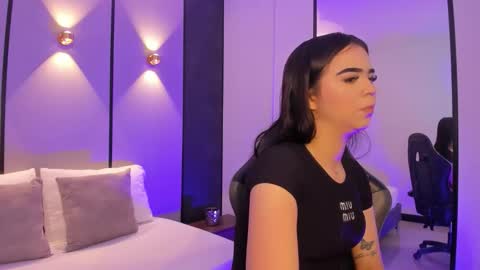 Snapshot of ariadna_boneville chatting on February 27, 2:44 am A R I A D N A online show from February 27, 2:44 am