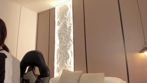 A R I A D N A online show from April 2, 3:04 am