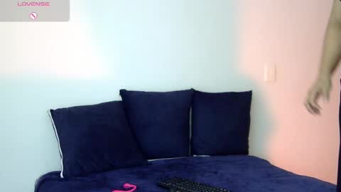 Snapshot of ariadna_grad chatting on April 15, 1:51 pm A r i a d n a online show from April 15, 1:51 pm