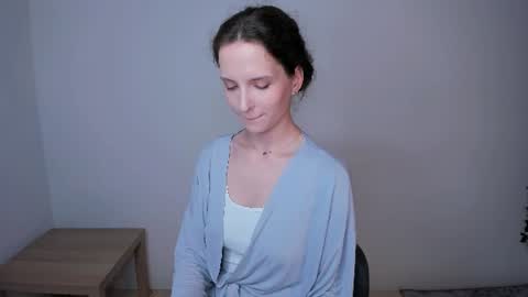 Snapshot of ariadna_s chatting on June 13, 10:29 pm Ariadna online show from June 13, 10:29 pm