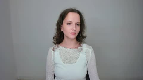 Snapshot of ariadna_s chatting on June 27, 10:26 pm Ariadna online show from June 27, 10:26 pm
